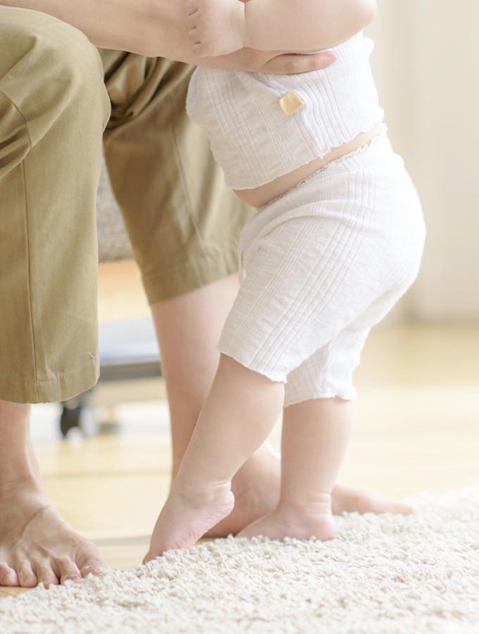 床下断熱をした床下で安心して過ごせる子供